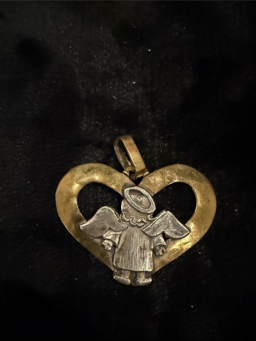Jeep Collin’s mixed metal angel heart pendant. Retired. Collectible